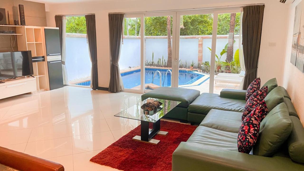 Hidden Palm Pool Villas Pattaya Extérieur photo