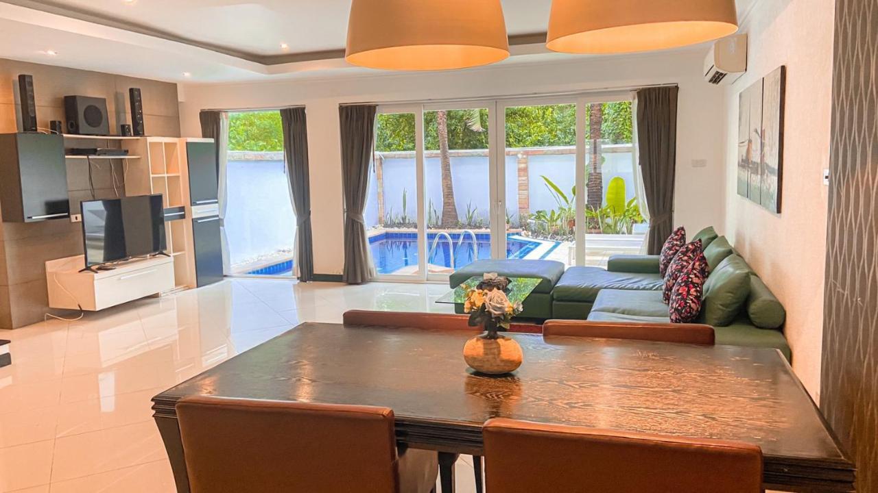 Hidden Palm Pool Villas Pattaya Extérieur photo