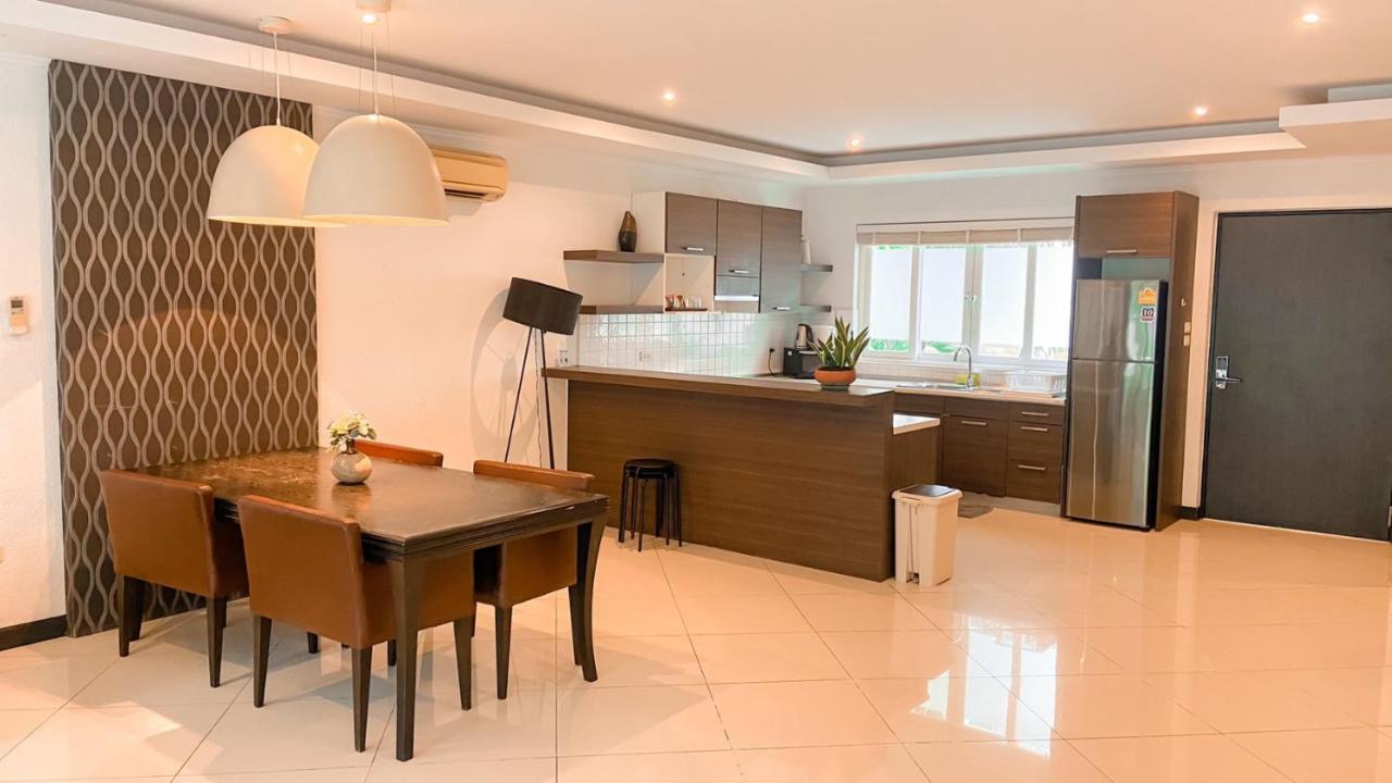 Hidden Palm Pool Villas Pattaya Extérieur photo