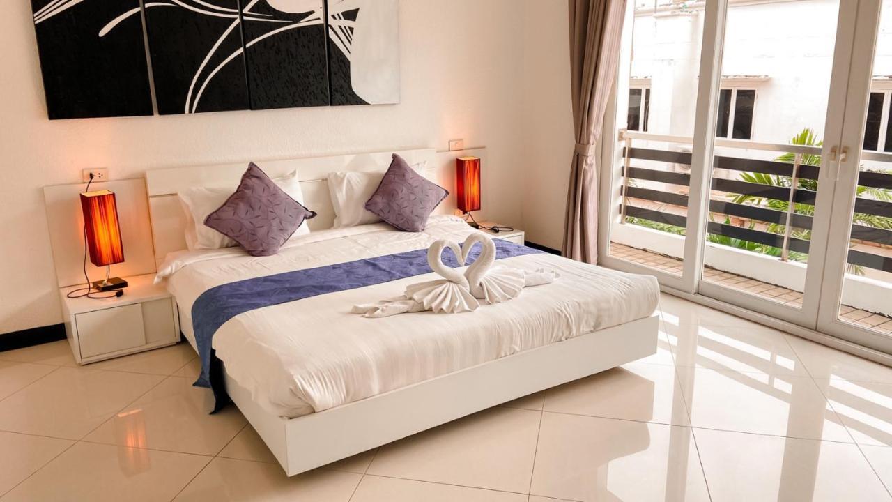 Hidden Palm Pool Villas Pattaya Extérieur photo