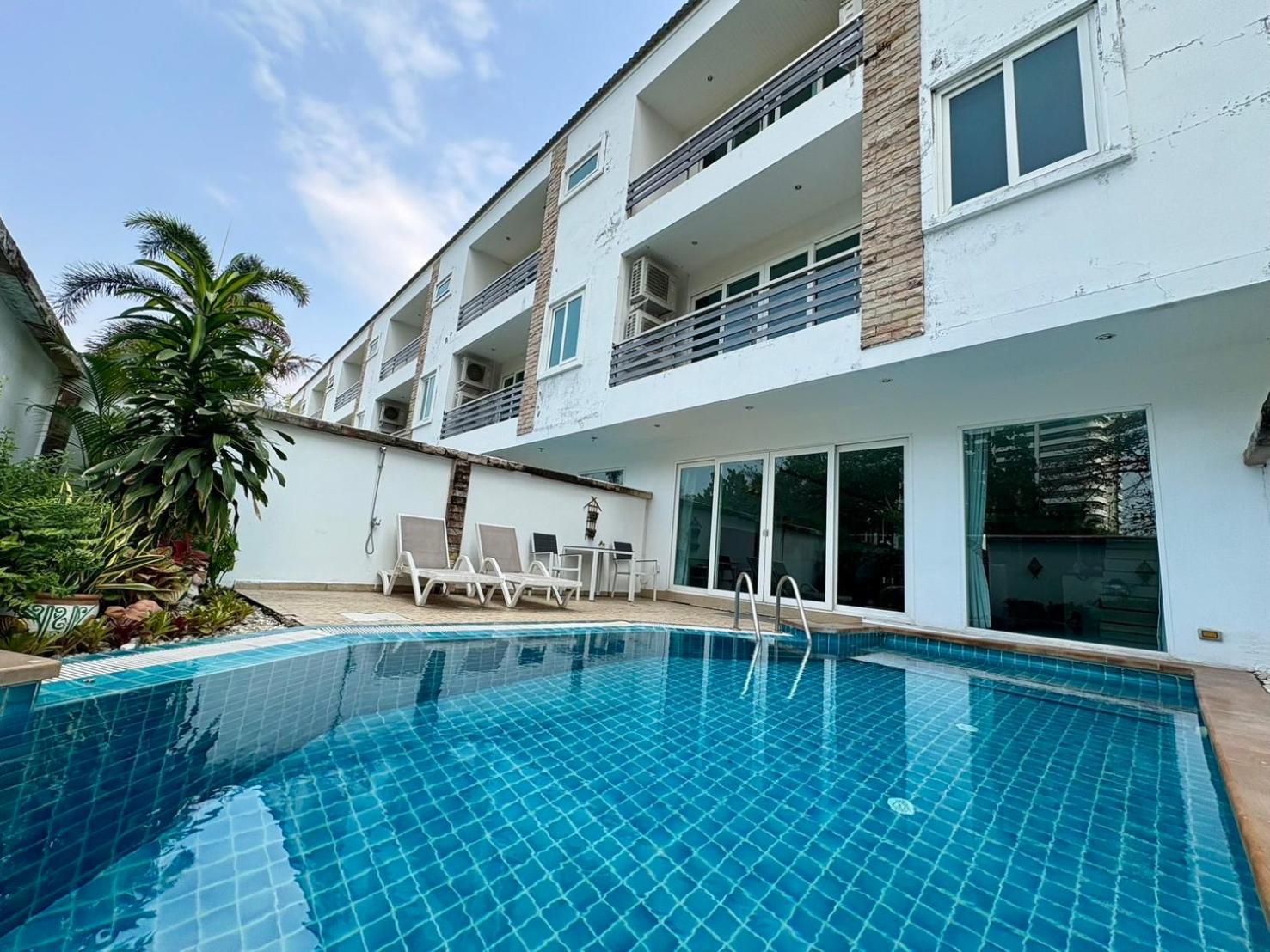 Hidden Palm Pool Villas Pattaya Extérieur photo
