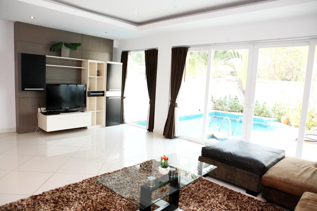 Hidden Palm Pool Villas Pattaya Extérieur photo