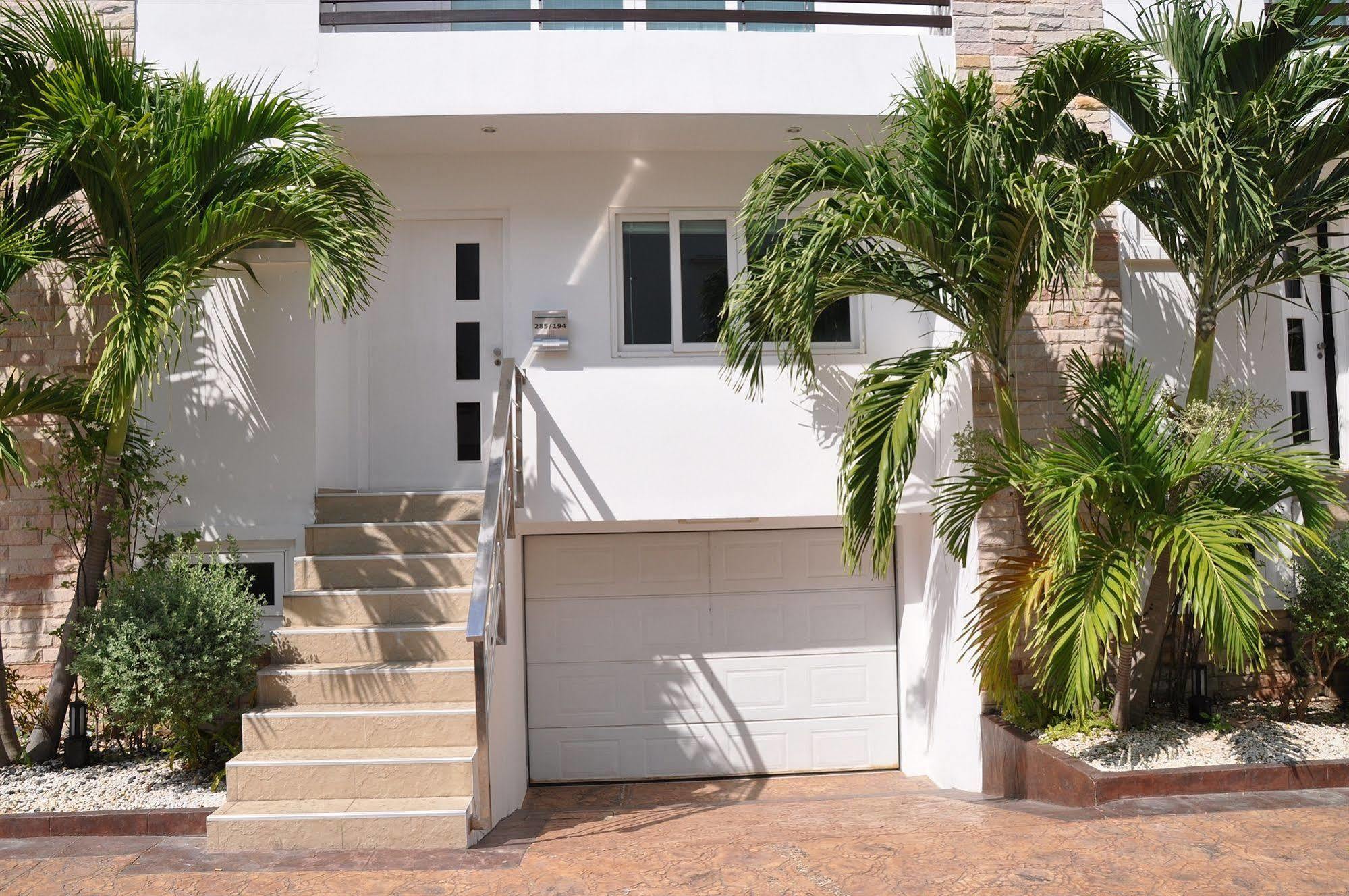 Hidden Palm Pool Villas Pattaya Extérieur photo