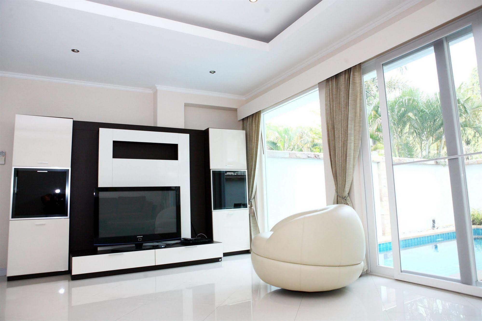 Hidden Palm Pool Villas Pattaya Extérieur photo